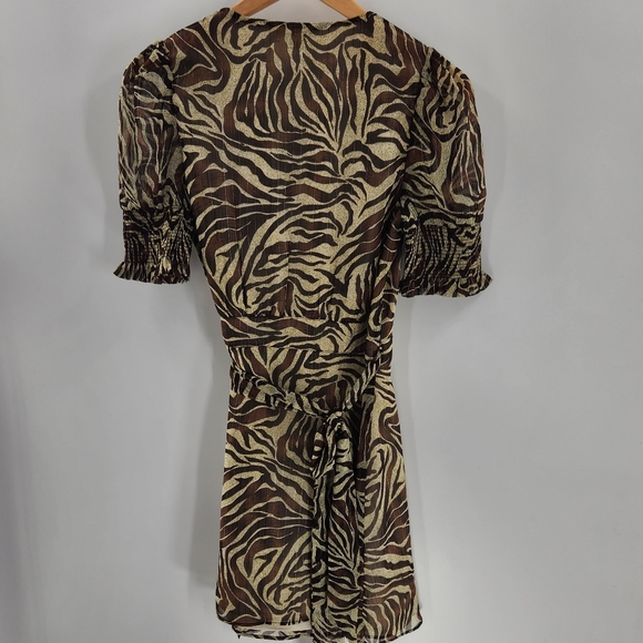 Walter Baker Brandi Safari Zebra Print Short Sleeve Wrap Mini Dress Womens Small - Picture 4 of 16